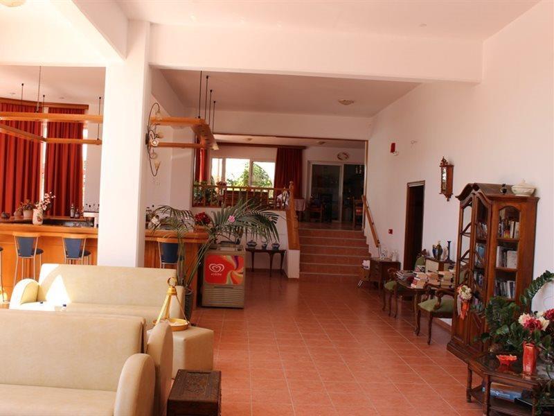 Eristos Beach Hotel Megalon Chorion  Exterior photo