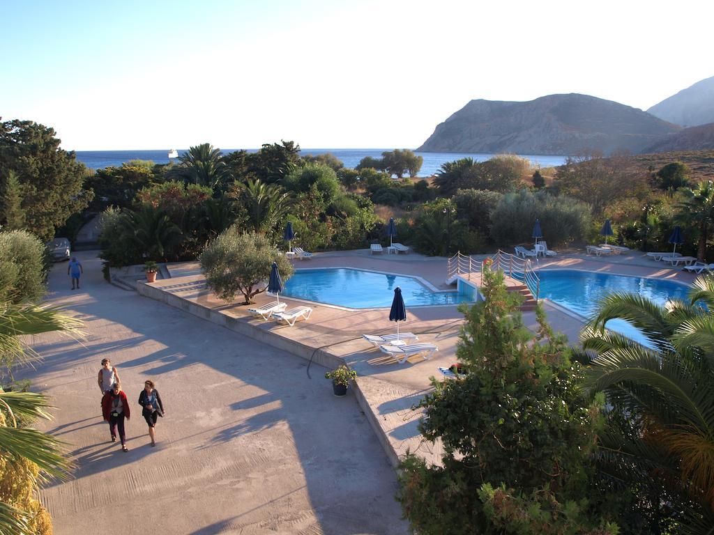 Eristos Beach Hotel Megalon Chorion  Exterior photo