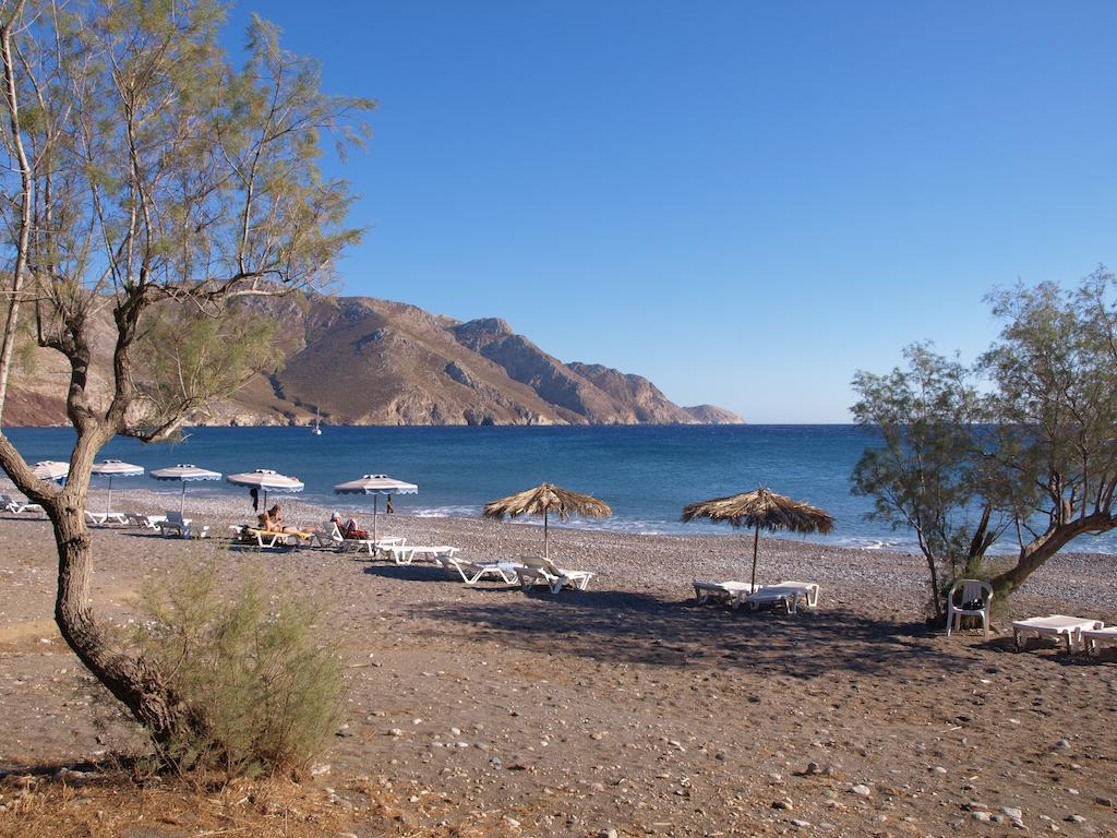 Eristos Beach Hotel Megalon Chorion  Exterior photo