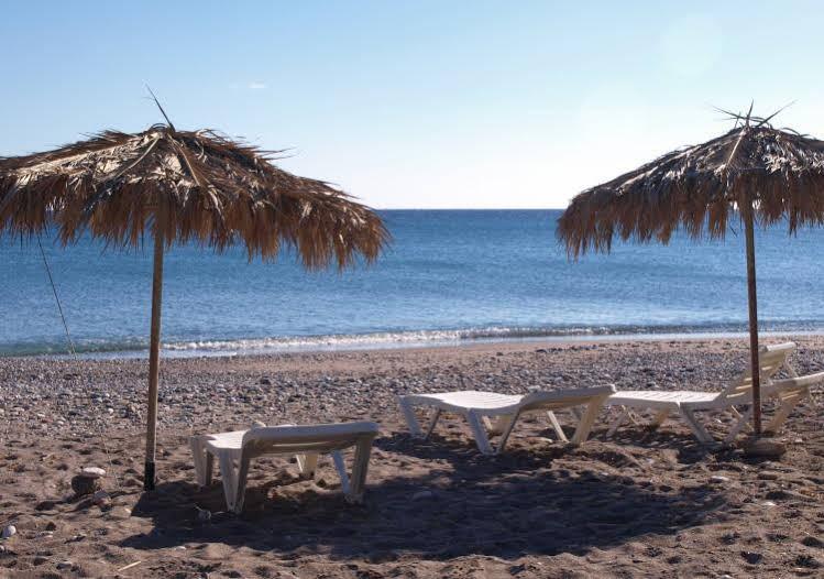 Eristos Beach Hotel Megalon Chorion  Exterior photo
