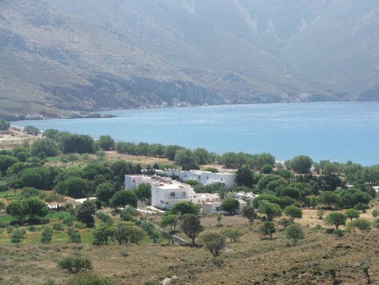 Eristos Beach Hotel Megalon Chorion  Exterior photo